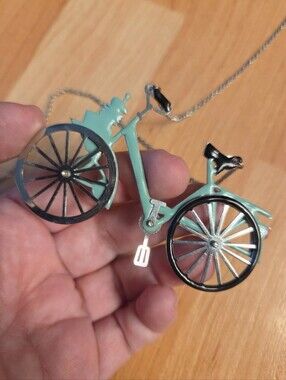 N2 by Les Néréides bicycle necklace